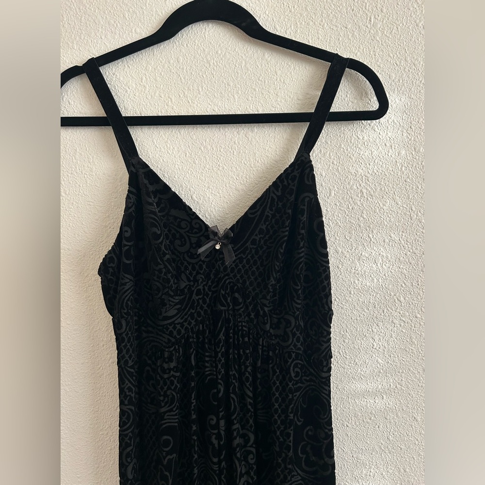 Soma Black Velvet Nightgown